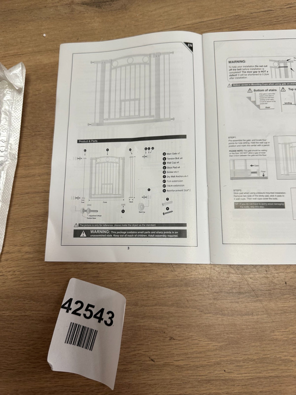 Pawhut 006-242V12WT stair gate