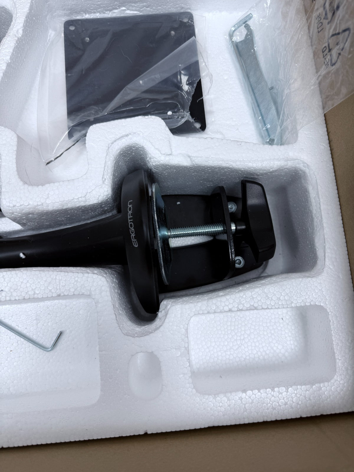 Ergotron Neo-Flex Tablet Arm — New (other) (photo 7)