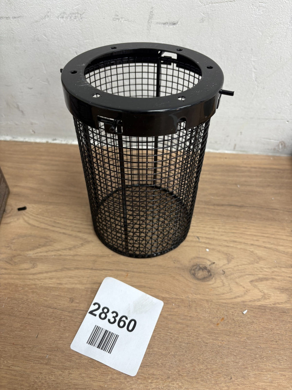 Komodo Light and Heat Guard |  175mm | Easy to Fit in Reptile Vivarium