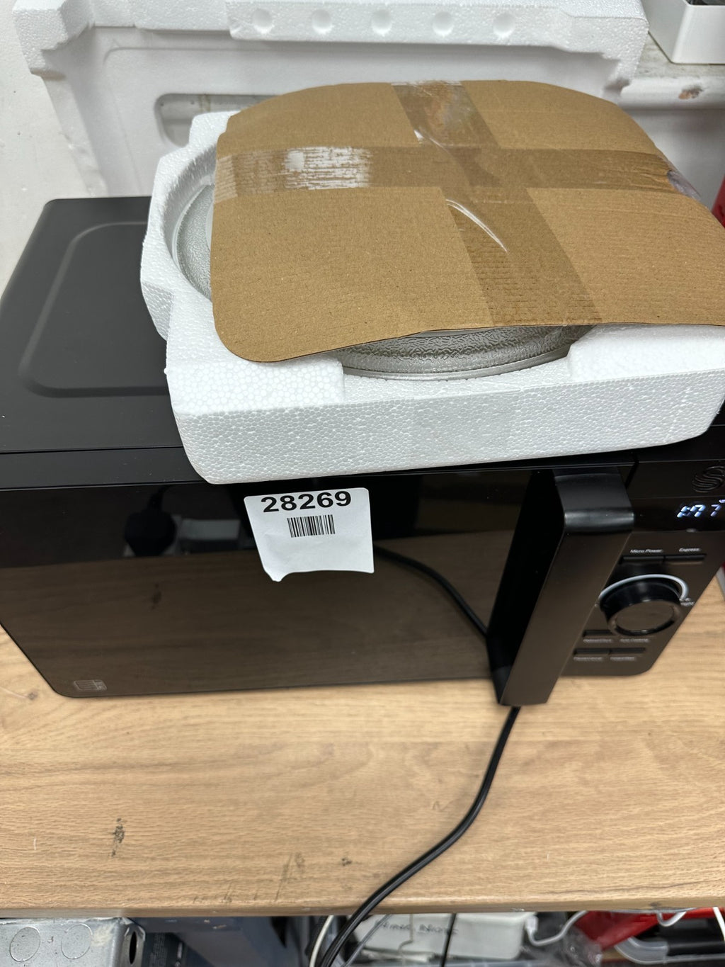 Swan Stealth 20L LED Digital Microwave -(SM22037LBLKN) - Read Description — New (other) (photo 2)