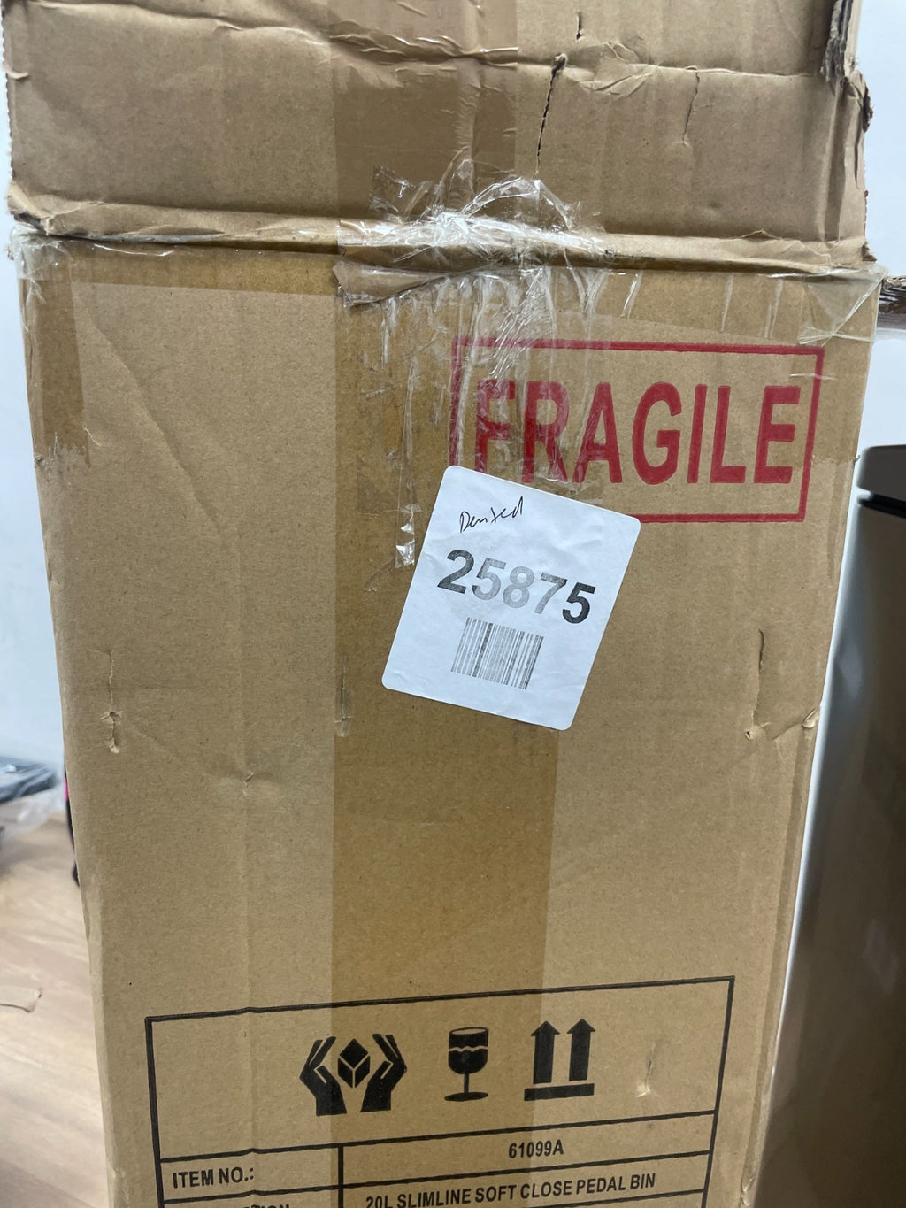 BLACK&DECKER 61099 BXBN0004GB Cestino a Pedale Slimline da 20 L