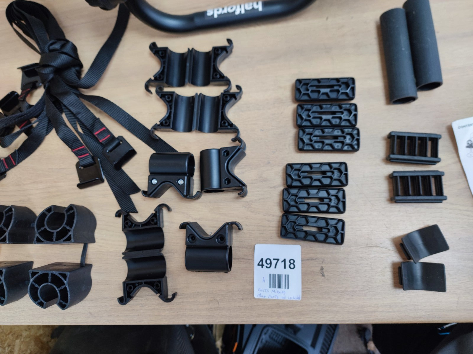 Halfords 3 Bike Rear Mounted Bike Rack Cycle Carrier- Bolts missing