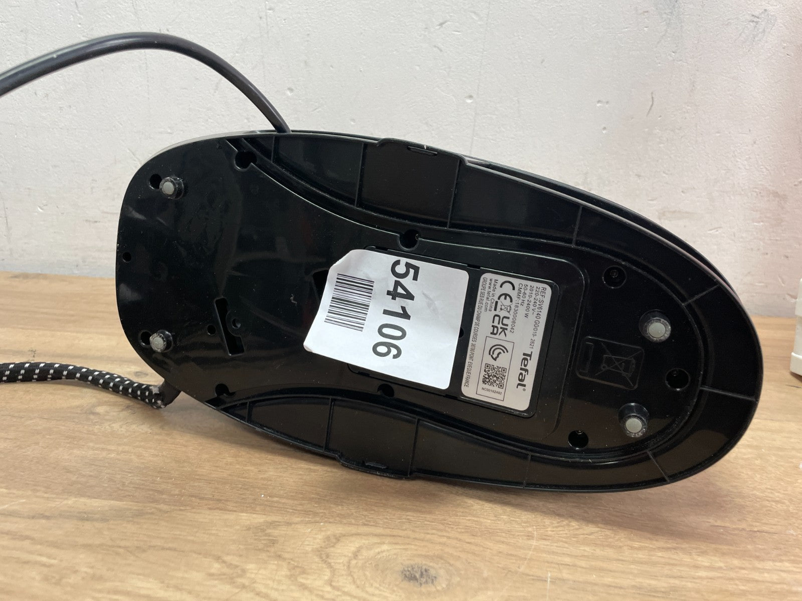 Tefal Express Easy SV6140 Steam Generator Iron - Black & Steel Grey — Used (photo 5)