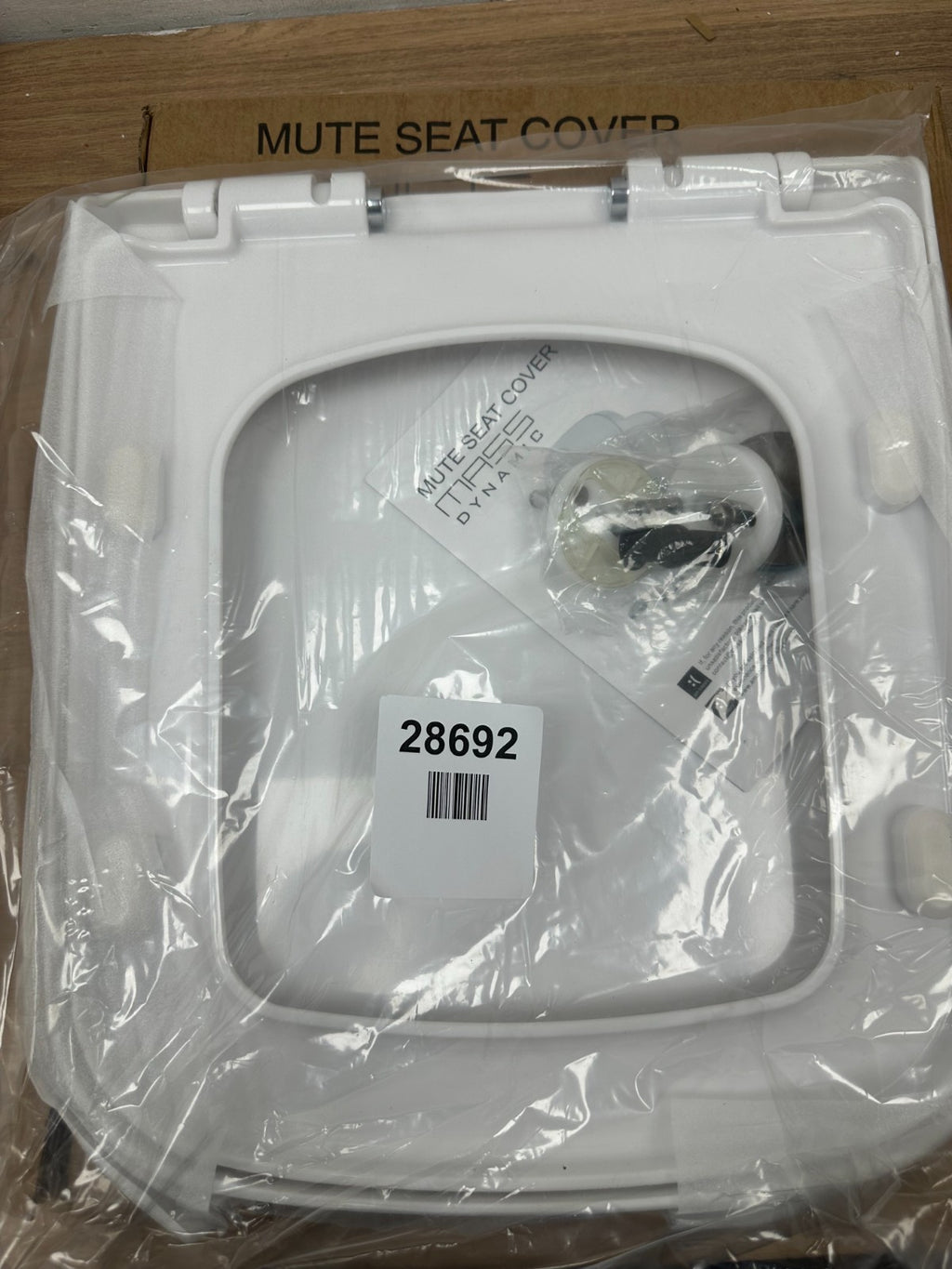 Mass dynamic mute toilet seat cover soft touch