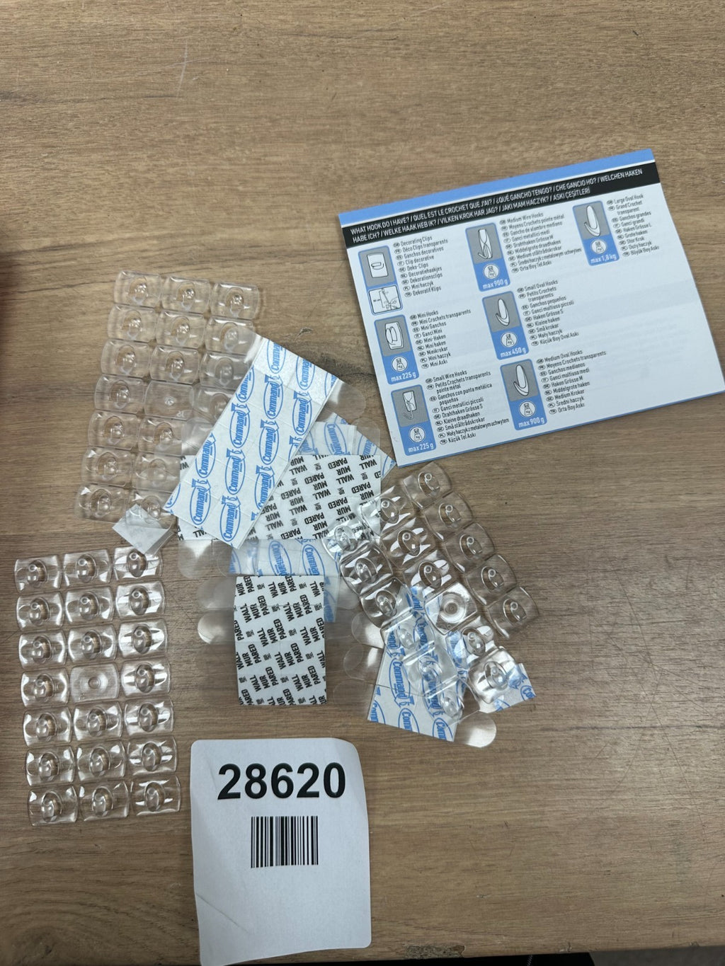 Command Clear Decorating Clips, Value Pack of 60 Transparent Clips and 68 Small