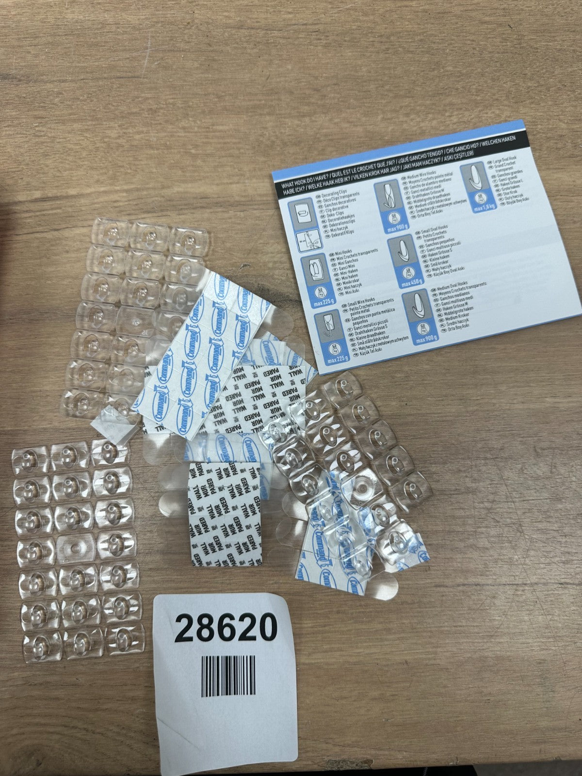 Command Clear Decorating Clips, Value Pack of 60 Transparent Clips and 68 Small