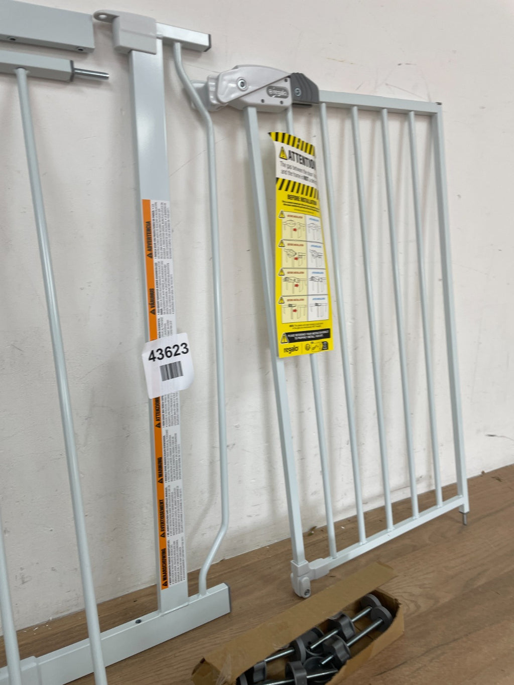 REGALO EASY STEP SAFETY GATE METAL WALK-THROUGH MODEL 1160E DS WHITE — New (other) (photo 4)