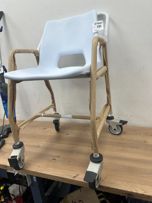 Aidapt Hythe Mobile Shower Chair with Castors - VB648 — New (other) (photo 2)