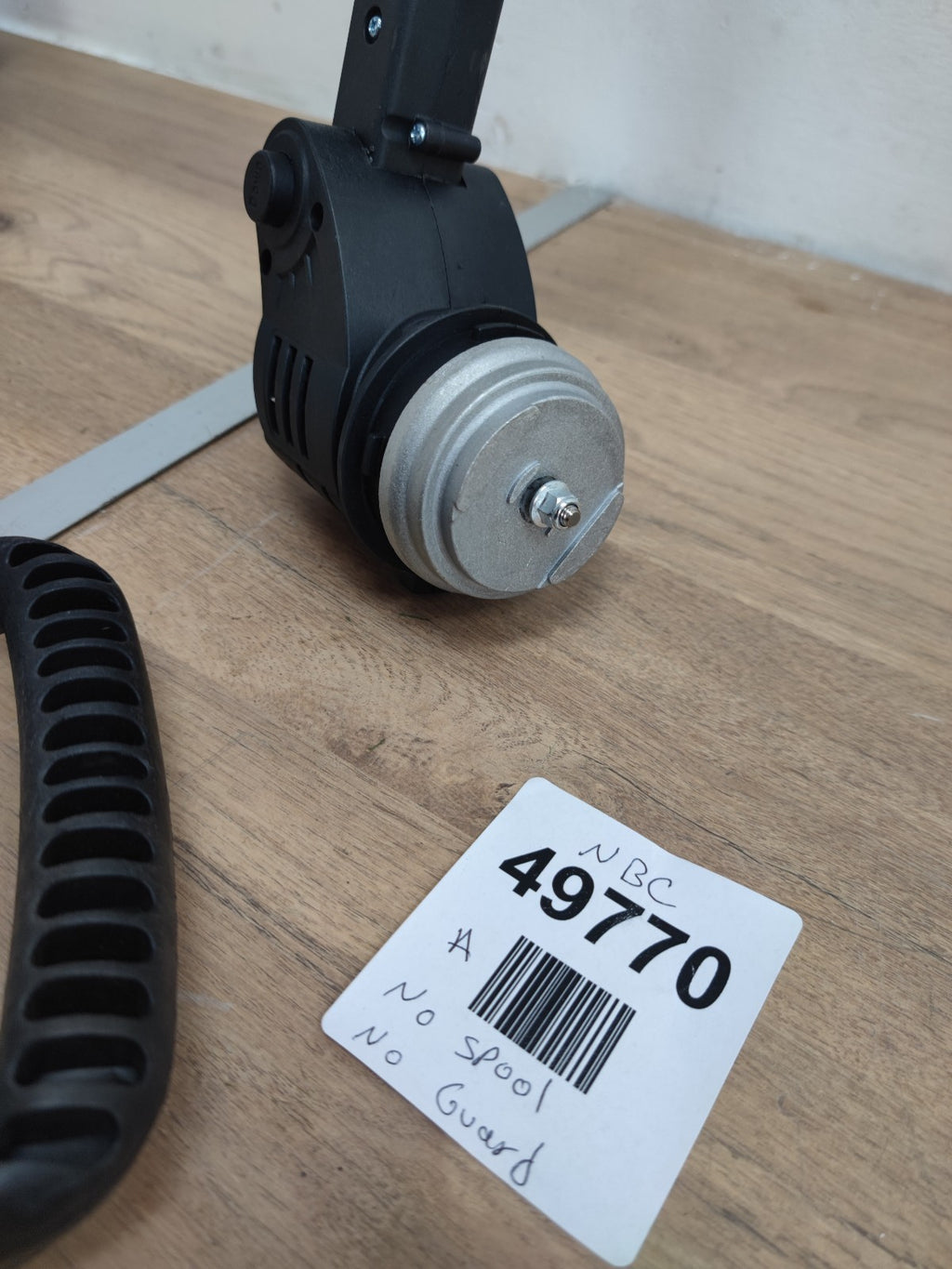 Grass trimmer- No battery and charger, no guard and spool