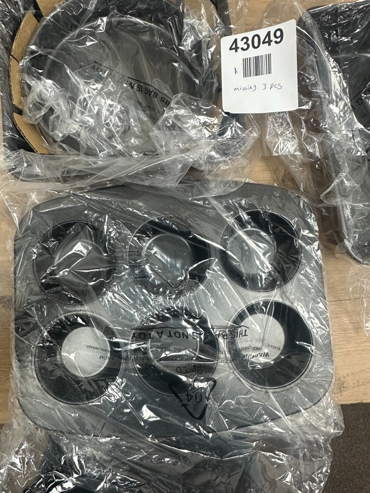 NutriChef Non-Stick Bakeware Set- Missing 3 pieces