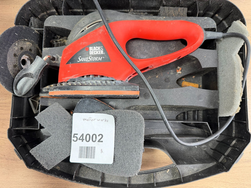 Black & Decker Sandstorm Detail Sander KA250 - Case & Accessories