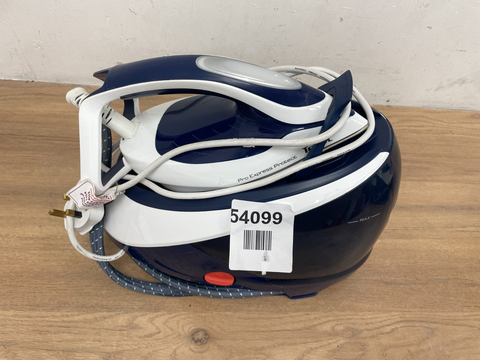 Tefal GV9221 Steam Generator Iron — Used (photo 2)