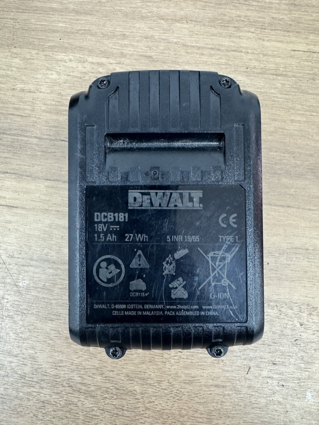 DEWALT DCB181 18V 1.5AH XR LI-ION BATTERY