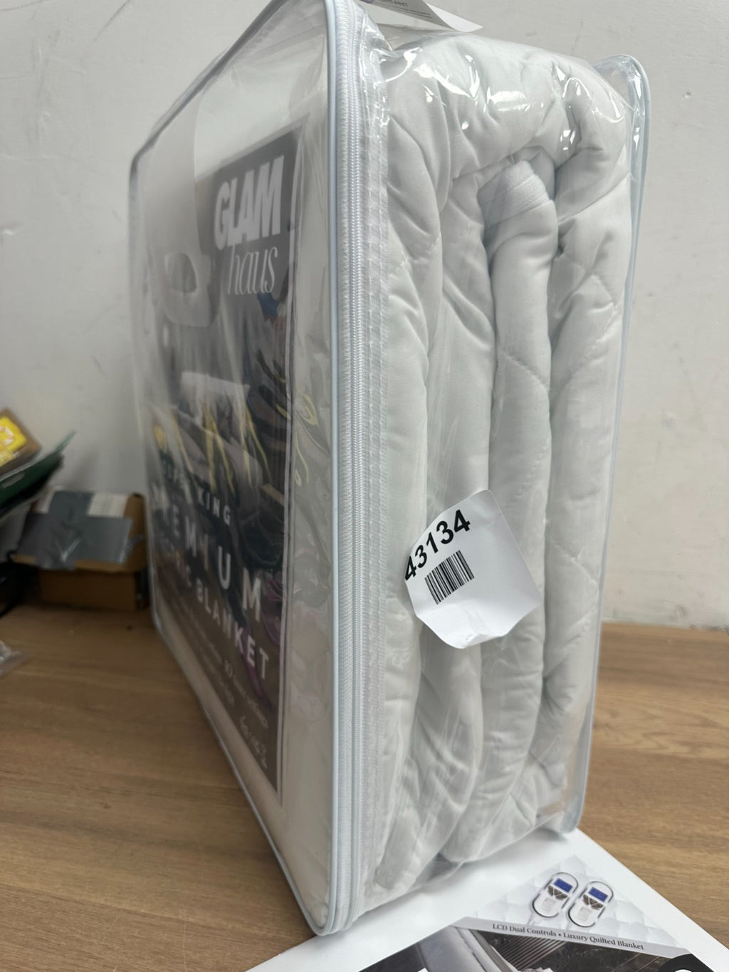 Glam haus electric blankets Super king quilt