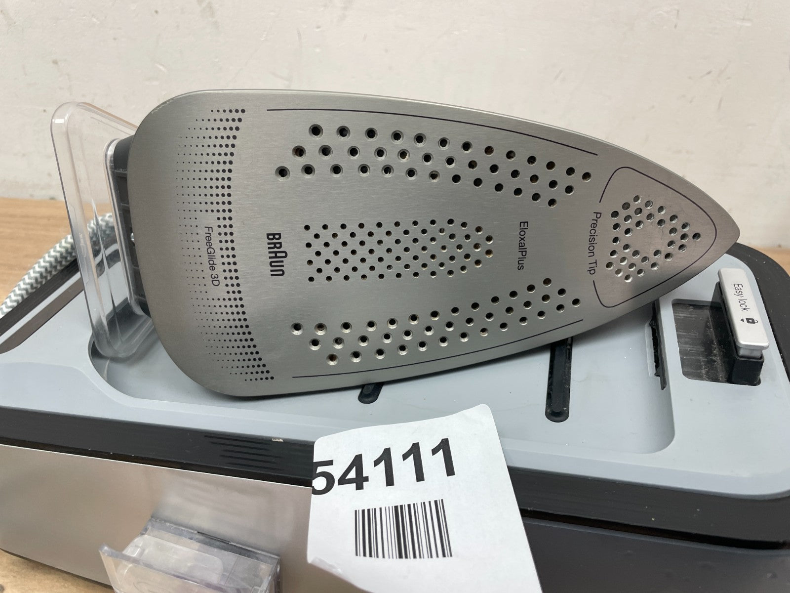 Braun is 7156 CareStyle 7 Steam Generator Iron — Used (photo 4)
