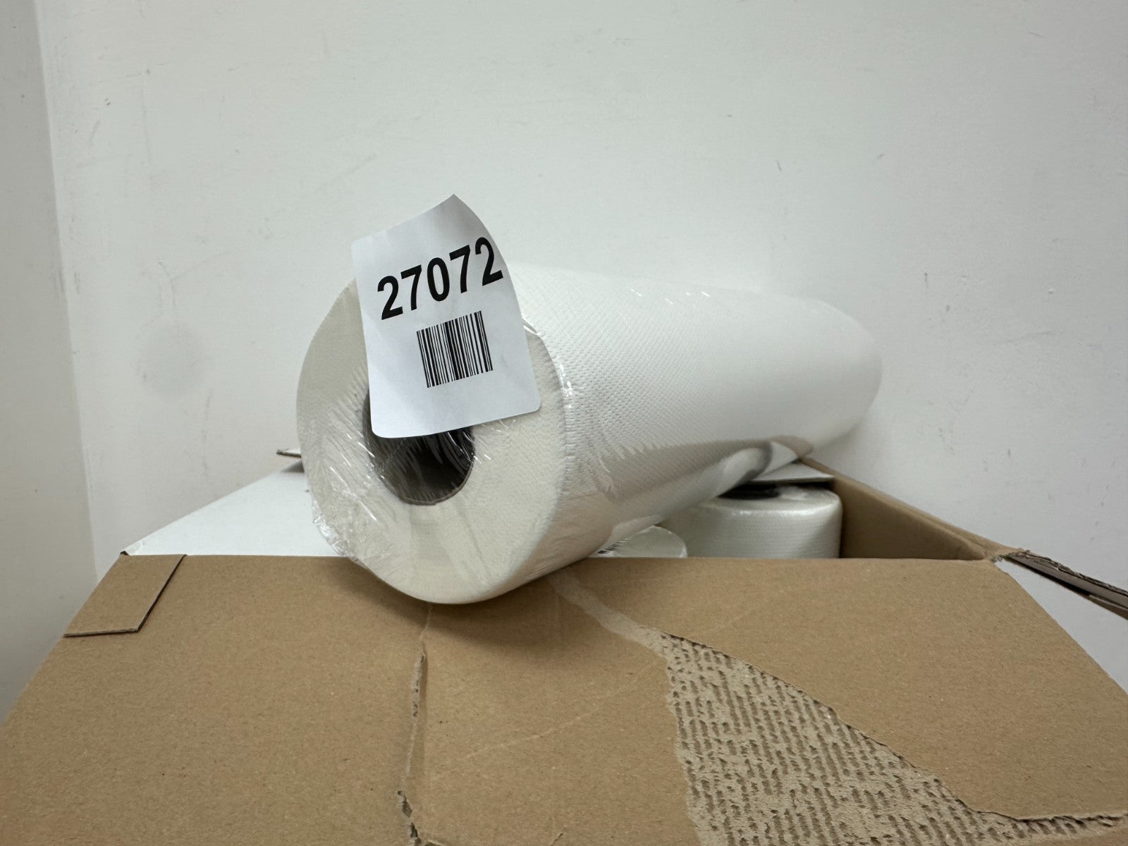 AmazonCommercial Paper Hygiene Couch Rolls, 2-ply Premium, 9 Rolls (1 pack), 50