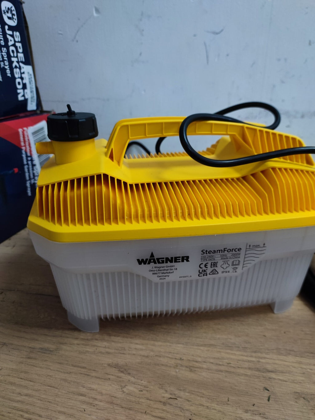 WAGNER 2404463 Wallpaper Steamer - Yellow