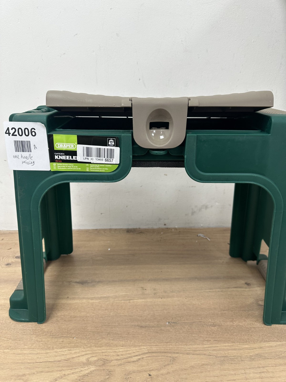 Draper 76763 Gardener's Plastic Kneeler Seat , Green- 1 handle missing — New (other) (photo 2)