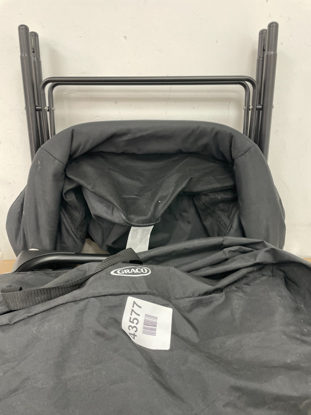 Graco Side-by-Side Bedside Bassinet/Crib Keeping Baby Close to You