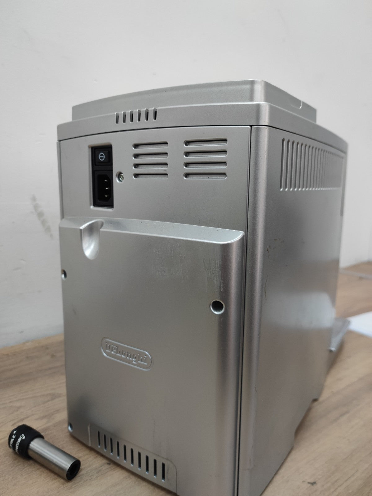 DeLonghi Bean to Cup Coffee Machine - Silver