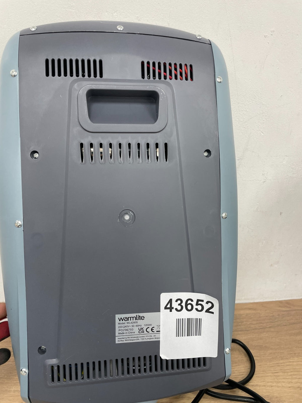Warmlite WL42005 1200W Halogen Heater - Grey — New (other) (photo 5)