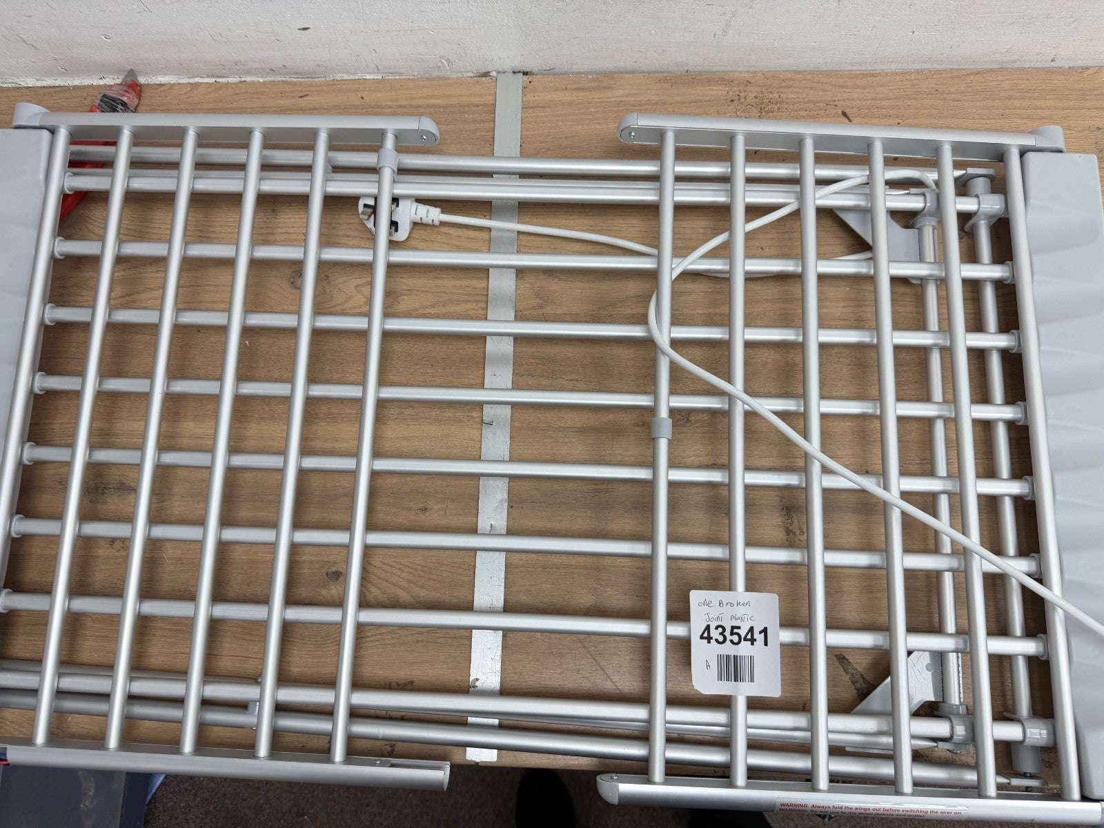 Status Heated Clothes Airer 230W - Silver - AHCA-220W1PKB- 1 broken joint