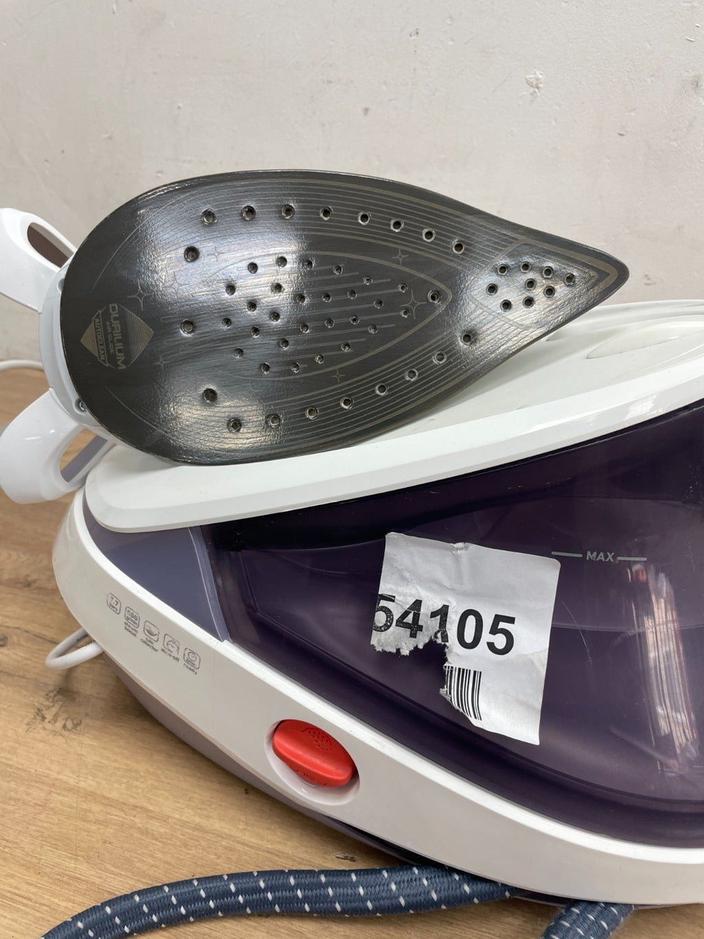 Tefal GV9713 Pro Express Ultimate II Corded 1.2L Steam Generator Iron — Used (photo 4)