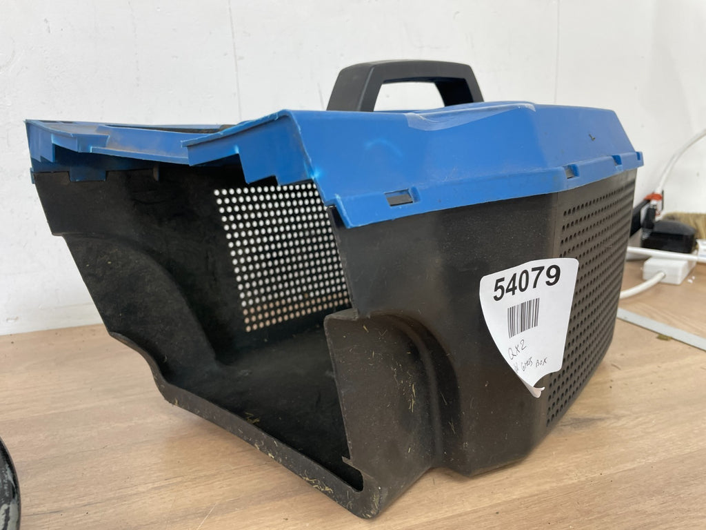 Hyundai HYM32200 Lawnmower Grass Box — Used (photo 5)